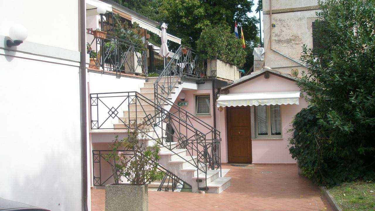 Hotel Athena Spoleto Exterior foto